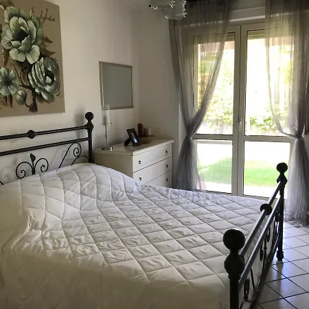 Dom wakacyjny Casa Svetlana Stalettì